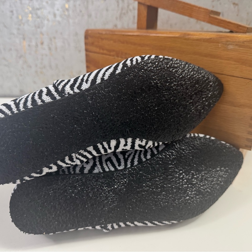 Zebra Pattern Ankle Booties - Picture 6 of 6